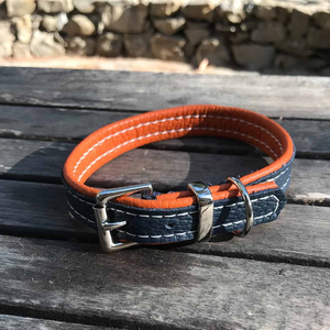 Elegante Collar de Cuero Premium para Perro con Acabado de Tachuelas, Diseño Simple y Lujoso, para Perros Pequeños y Grandes, Duradero, Transpirable y Ecológico - Product Image 2