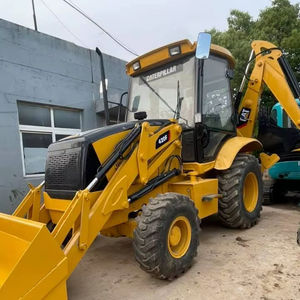 Retroexcavadora Caterpillar 420f 4X4 con Sistema Hidráulico de Funcionamiento Eficiente con Bomba de Caja de Cambios Esencial y Motor Caterpillar 420f - Product Image 1