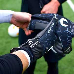 Guantes de portero de cuero Premium personalizables de alta calidad para uso en exteriores - Product Image 2