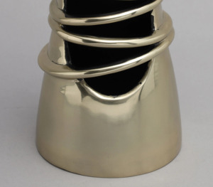 Exquisite Metal <b>Vases</b> with <b>Unique</b> Designs a Statement Piece Handcrafted Metal <b>Vases</b>: Uniquely Designed for Every Home - Product Image 5