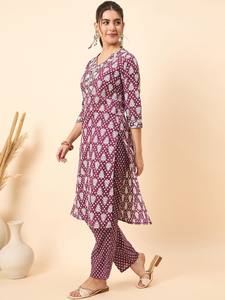 ชุด kurta ผ้าฝ้ายแท้คอวีพิมพ์ลายเรขาคณิตชนเผ่าพร้อมกางเกงอินเดีย - Product Image 3