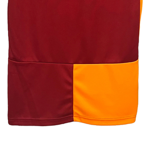 Camiseta de Fútbol Personalizada 100% Poliéster de Secado Rápido para Jóvenes, Ropa de Fútbol para Verano e Invierno, Pantalones Cortos Retro, Servicio OEM con Nombre - Product Image 6