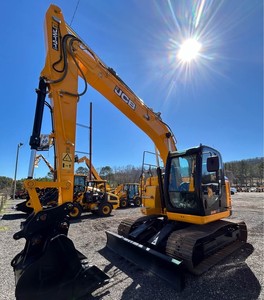 JCB compact <b>track</b> loader with a powerful hydraulic system for heavy-duty performance, designed for professionals - Product Image 3