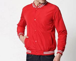 Veste universitaire rouge personnalisée pour hommes avec col montant Design personnalisé et doublure en polaire de couleur Hiver Service écologique OEM - Product Image 3