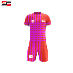 Uniformes de football avec bretelles et manches personnalisables Maillots de football avec sublimation imprimée - Product Image 1