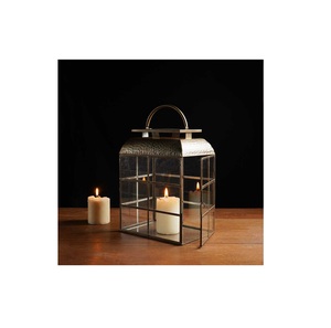 Lanterne en métal personnalisée avec lanterne en verre pour jardin extérieur et lanterne décorative d'intérieur en métal pour bougie à la maison - Product Image 4