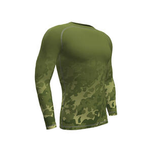 Camiseta de compresión sublimada con logotipo personalizado Rush Guard para hombre, la mejor ropa deportiva para adultos Rash Guards Factory al por mayor - Product Image 2