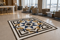 Mosaïque géométrique en marbre découpée au jet d'eau PerfectStone sur mesure pour les projets de revêtements de sol de luxe pour hôtels et centres commerciaux