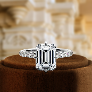 1. Anillo de Compromiso y Matrimonio Clásico para Mujer con Diamante Cultivado en Laboratorio, Corte Esmeralda, Oro de 14K, Halo Oculto, Engaste de Garra, D/VS2, IGI - Product Image 4