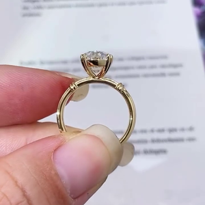 Anillo Solitario de Oro Vintage con Certificado IGI, con Diamante de Laboratorio de 3.00ct, Banda Ovalada Acanalada, Elegantes Anillos de Diamantes - Product Image 5