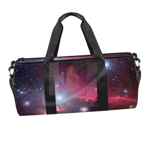 Bolsas de lona deportivas plegables hechas de poliéster impermeables ligeras portátiles Bolsas de deporte cómodas MOQ bajo - Product Image 1