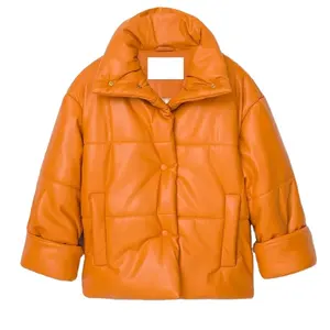 오렌지 낮은 MOQ 빈 아래로 거품 패딩 사용자 정의 로고 도매 겨울 퍼프 코트 가짜 Pu 비건 가죽 호흡기 재킷