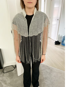 Poncho perlé de créateur, robes de soirée élégantes avec broderie en cristal et décor à franges à la main, tenues de fête - Product Image 2
