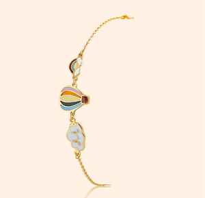 กำไลข้อมือและกำไลเทนนิสสแตนเลสสตีลชุบทองรูปผีเสื้อประดับเพชรซิรคอนสไตล์นีโอโกธิคสำหรับผู้หญิง เหมาะสำหรับงานแต่งงานและงานเฉลิมฉลอง - Product Image 2