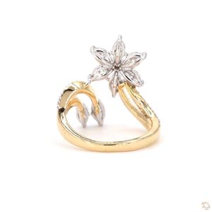 Bague en or pour femme moderne avec diamants étincelants, bijoux raffinés pour mariage et usage quotidien - Product Image 3