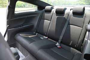 รถยนต์ฮอนด้า ซีวิค ซี ปี 2017 รุ่นคูเป้ พวงมาลัยซ้าย สภาพดี ใช้งานน้อย - Product Image 4