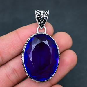 Collier pendentif de luxe en argent 925 avec améthyste bleue de Londres, poids 22g - Product Image 2