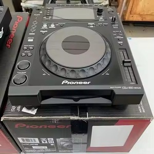 เครื่องเล่น CDJ 900 nxs แบบดั้งเดิม - Product Image 1