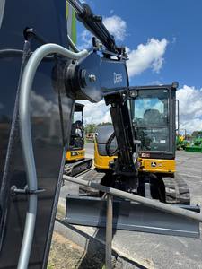 HT10ตีนตะขาบรถขุดขนาดเล็ก60 P เครื่องยนต์ Eaton กระบอกไฮดรอลิกใช้งาน3ton มอเตอร์แกนน้ำหนักในการทำงาน - Product Image 5