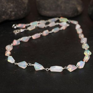 Collier en opale d'Éthiopie blanche vintage pour femmes, opale de feu naturelle, opale d'Éthiopie rare, bijoux en opale - Product Image 4