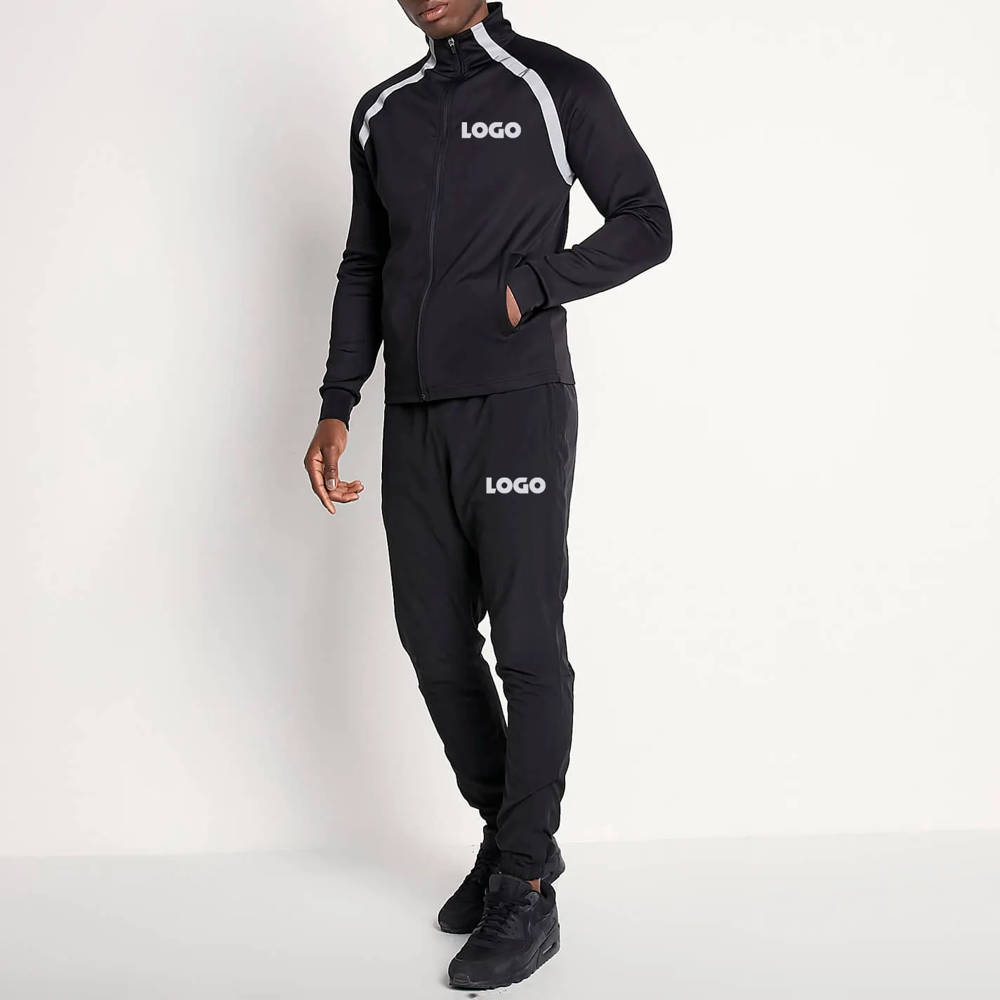 Hot Sale Slim Fit Jogging Zipper Tracksuit Men 100% Polyester Plain Black Reflective Stripe Tracksuit Men Sweat Suits