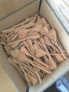Cuchara de madera natural Premium Utensilio de cocina resistente al calor - Product Image 3