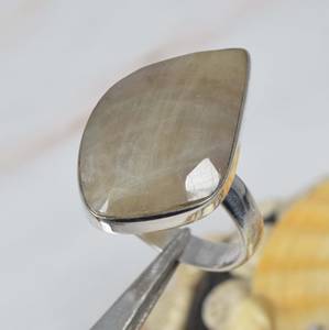 Ensemble de lunette naturelle de forme irrégulière bague multi saphir en argent sterling 925 pierre précieuse à facettes mariage à la mode de haute qualité - Product Image 1