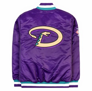 Veste Letterman brodée en satin OEM, conception personnalisée à bas quantité minimale de commande, marque privée disponible - Product Image 2