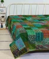 Couvre-lit Kantha Bohème Réversible Fait Main Écologique, Couverture Vintage en Patchwork de Coton Taille King pour la Maison et l'Hôtel