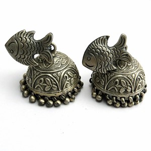 Impresionantes Pendientes de Plata de Ley 925 Oxidada con Diseño de Pez, Estilo Bohemio Indio Cristiano - Product Image 1