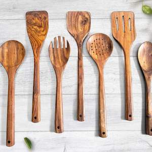 Ensemble de cuillères en bois élégant avec prise en main confortable et poignée lisse offrant une utilisation sûre et pratique pendant la préparation des repas - Product Image 3