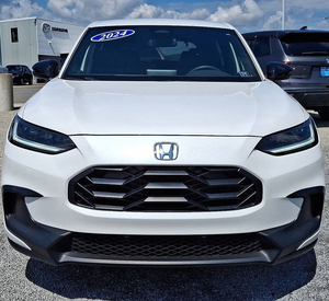 Honda HR-V Sport-B AWD 2024 d'occasion, conduite à gauche, couleur foncée, sièges en tissu, démarrage à distance, Bluetooth, Android Auto, toit ouvrant, automatique - Product Image 1