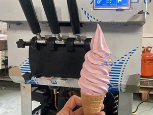 Máquina de Helado Suave de Acero Inoxidable para Uso Comercial, Tipo <span class=keywords><strong>McDonald</strong></span>'s, en Venta, Máquina de Helado Suave de 3 Sabores - Product Image 5