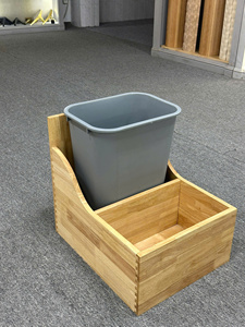 Recipiente de basura extraíble de madera Premium con almacenamiento de gabinete doble Estante extraíble de madera incorporado - Product Image 3