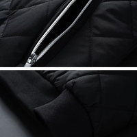 Veste d'extérieur OEM avec logo personnalisé dernier cri Grande taille en nylon léger Manteau d'hiver d'extérieur Vestes en duvet matelassée pour hommes