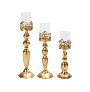 Bougeoir décoratif en métal durable et élégant Supports de bougies accrocheurs au fini or de qualité supérieure - Product Image 6