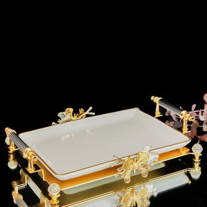 Bandeja de Metal y Espejo de Diseño Elegante para Decoración Festiva, Regalos y Presentación con Estilo en el Hogar - Product Image 3