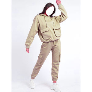 2025 personnalisé femmes coupe ajustée respirant haut court survêtement OEM Jogging Fitness porter exercice deux pièces ensembles - Product Image 5