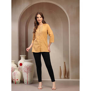 Blusa de Lino Beige para Mujer con Bordado Geométrico en el Pecho, Cuello Mao, Corte Regular - Product Image 5