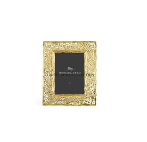 Sophisticated Metal Photo Frame with Classic Detailing and Ornate Finished Perfect for Creating a Timeless Photo Gallery <b>Wall</b> - Product Image 6
