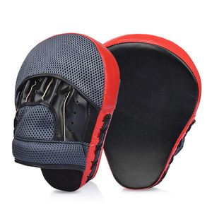 Guantes de Boxeo de Piel Sintética con Cordones, Transpirables, para Entrenamiento, Color Rojo y Negro, para Adultos, Artes Marciales - Product Image 1