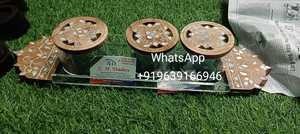 Récipient cadeau exclusif en acrylique avec couvercle en bois incrusté de vadrouille élégant conçu pour les friandises de fête et les présentoirs élégants à la maison - Product Image 4