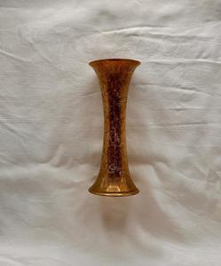 Jarrón de latón decorativo de la mejor calidad, diseño Floral acrílico, regalo perfecto o adición de decoración del hogar a un precio razonable - Product Image 1