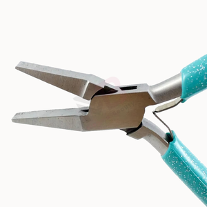 Kit d'outils entièrement personnalisé pour les soins capillaires durables et les extensions capillaires professionnelles les plus demandées, au meilleur prix - Product Image 2