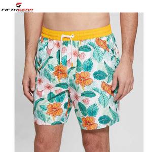 Gran oferta de pantalones cortos personalizables de alta calidad para hombres, pantalones cortos de gimnasio, pantalones cortos de malla de poliéster impresos por sublimación de doble capa de 4 pulgadas - Product Image 3