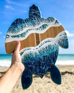 Tabla de Cortar de Resina y Madera Personalizada |   Tabla de Cortar de Madera Dura con Arte en Resina, Tabla de Carnicero Profesional y Bandeja para Servir - Product Image 2