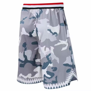 Short de basket-ball imprimé avec logo personnalisé pour hommes, short en maille respirante, anti-bactérien en évacuant l'humidité, service OEM disponible de haute qualité - Product Image 4