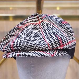 This is a newsboy <b>flat</b> <b>cap</b> in a tartan or checked wool blend fabric - Product Image 6
