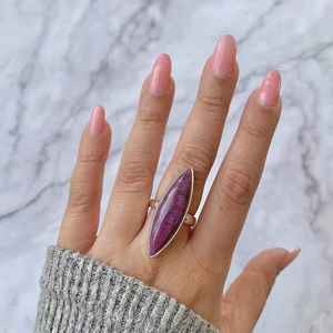 Handmade Sterling Silver <span class=keywords><strong>Ruby</strong></span> Zoisite Chia Ban Nhạc Tuyên Bố Nhẫn Món Quà Độc Đáo Cho Phụ Nữ Và Cô Gái Thanh Lịch Đá Quý Tự Nhiên Đồ Trang Sức - Product Image 3