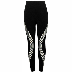 Conjunto de entrenamiento de 2 piezas de calidad superior al por mayor, conjunto de entrenamiento de gimnasio sin costuras con sujetador y pantalones cortos para trasero, conjuntos de entrenamiento para mujer - Product Image 6